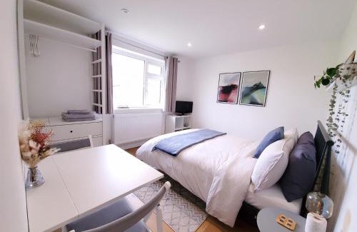 Saltdean House | Self-contained annexe excellent location