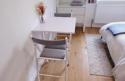 Saltdean House | Self-contained annexe excellent location