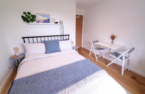 Saltdean House | Self-contained annexe excellent location