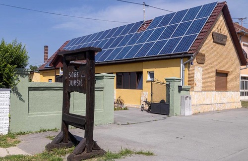 Svajcarnica Bed & Breakfast | Seljačko domaćinstvo Juršić