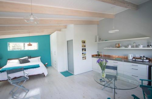 Noordhoek Apartment | Selkie - Two Restful Studio Apartments near Noordhoek Beach & Restaurants