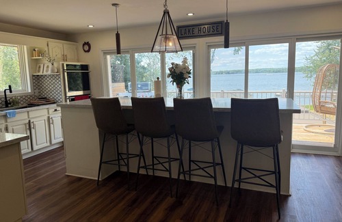 Selwyn Cottage | Selwyn Buckhorn Lakehouse