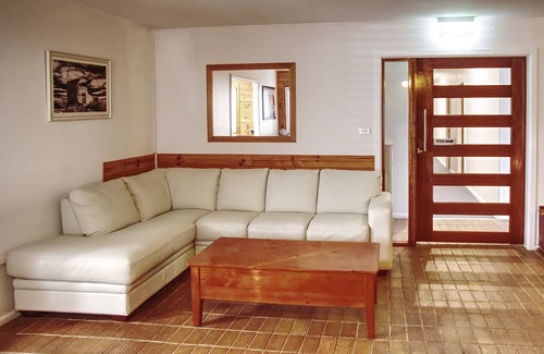 Adaminaby Hotel | Selwyn Star Motel