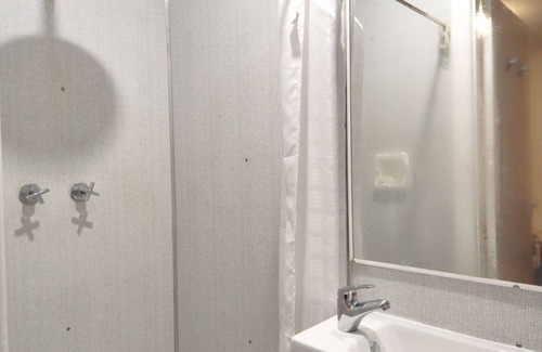 Adaminaby Hotel | Selwyn Star Motel