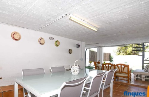 El Roc de Sant Gaieta House | Semi-detached house with private pool, 10 minutes from Roc de St. Gaietà