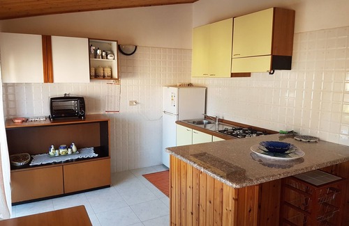Teulada House | semi-detached villa with garden, center, quiet area, panoramic, air-conditioned