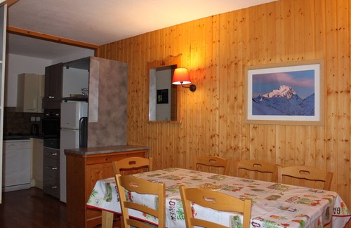 Saint-Etienne-en-Devoluy Ski Chalet | SEMI-INDIVIDUAL CHALET 5/7 SLEEPING WITH POOL AND SAUNA