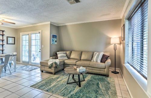 Seminole House | Seminole Townhome Easy Access to Beaches!