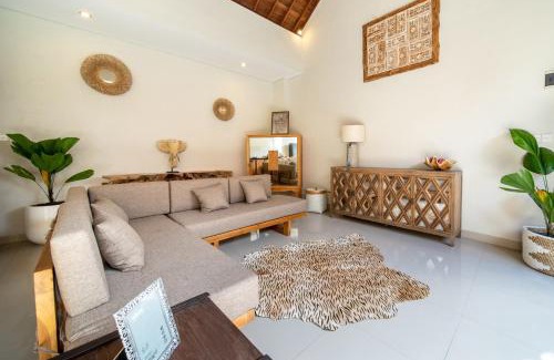 Nakula Villa | [Seminyak central] private 3 bedrooms villa with swimming pool