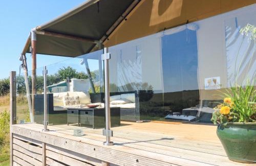 Totnes House | Semira Tent Lodge