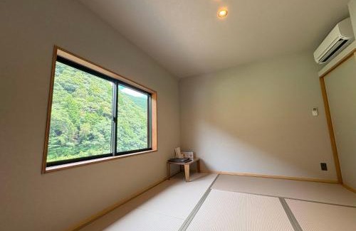 Tanabe Apartment | SEN.RETREAT TAKIJIRI