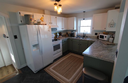 Romulus House | Seneca Lake cottage, 114 ft of level shale beach. Beautiful sunsets.