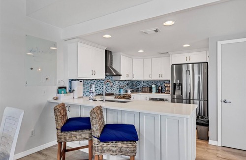 Palm Island House | Sensational 3 bedroom home on the beach!