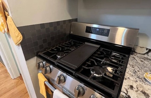 Elmhurst House | Sensational Home NearO’hare! Ideal for long stay’s