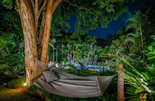 Sapphire Beach Bed & Breakfast | Sensom Boutique Bed and Breakfast