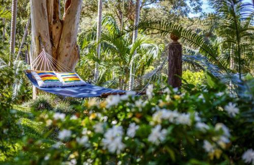 Sapphire Beach Bed & Breakfast | Sensom Boutique Bed and Breakfast