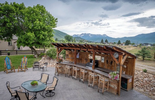 Daniel House | Sep- Buy 3 get 4th free - 25 from Park City- Hot tub, Theater Room, Sleeps 16
