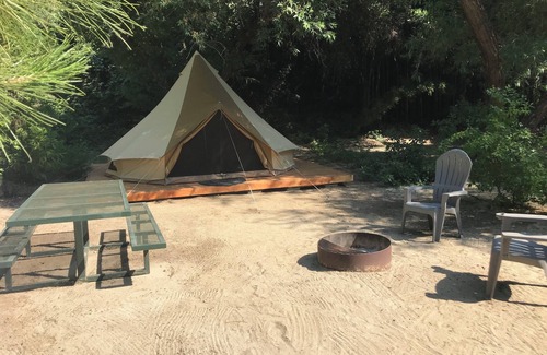 Three Rivers RV Rental | Sequoia Dawn