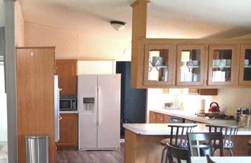 Three Rivers House | Sequoia Eagle Nest