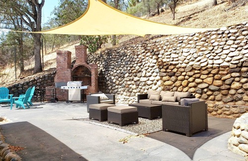 Three Rivers House | Sequoia River Home | Private trails to River 😍| 10 min to Sequoia gate 👍