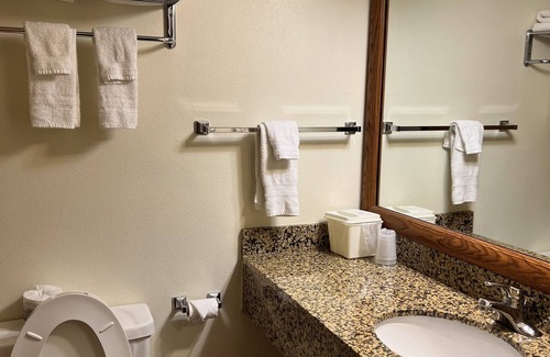 Sundance Hotel | Serena Inn & Suites - Sundance