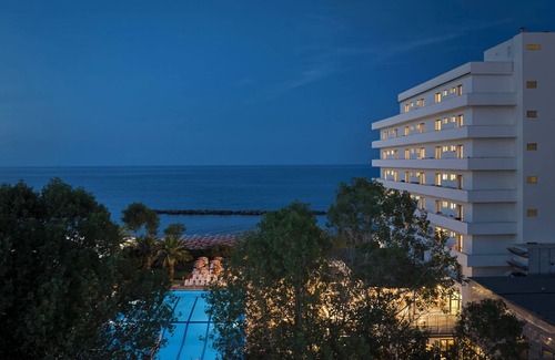 Montesilvano House | Serena Majestic Residence