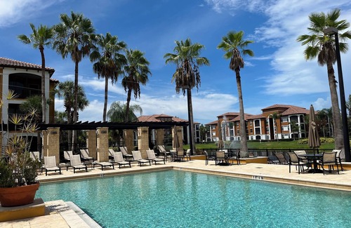 Sarasota Condo | Serenata Condo -Gorgeous Lake & Pool Views, Close To Beaches, UTC Mall, & More!