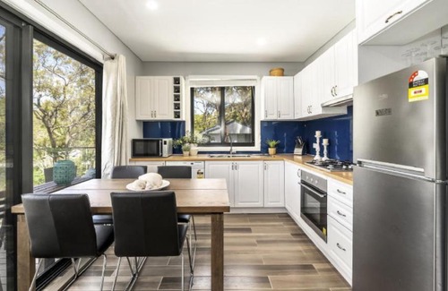 Pearl Beach House | Serendipity - Beautifully Renovated Holiday Home