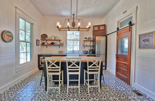 Wimberley House | Serendipity Farmhouse - Rustic Charm with Swimming Pool Access