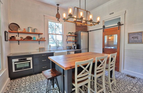 Wimberley House | Serendipity Farmhouse - Rustic Charm with Swimming Pool Access