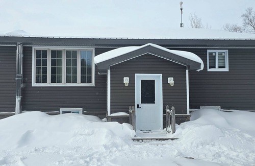 Timiskaming District House | Serene 2-bedroom house in beautiful Tarzwell with WiFi