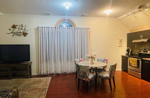 Carmel Apartment | Serene 2-bedroom spacious apartment