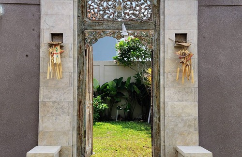 Singakerta Villa | Serene 2 Villa Bungalow Retreat with Private Pool In Ubud Countryside Setting