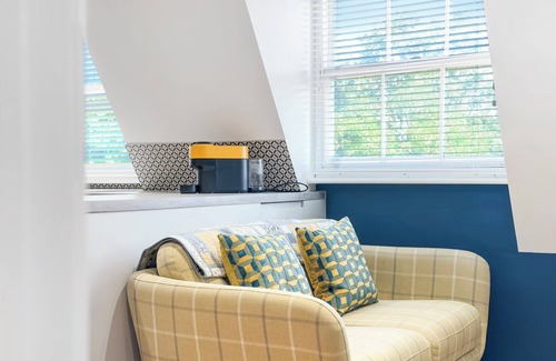 Bishop's Stortford Apartment | Serene 2BR Retreat in Bishop's Stortford