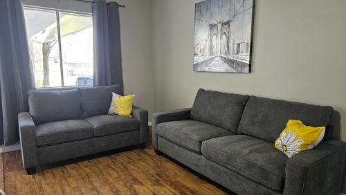 Austin House | Serene 2br Hideaway Near Downtown & Airport