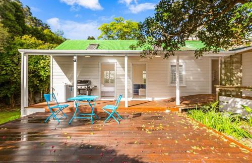 Mount Eden House | Serene 2BR Home w Grill & Yard by Zodiak Stays