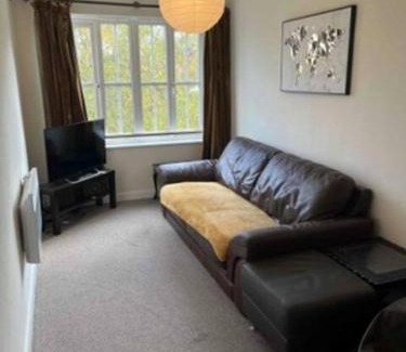 Newcastle-Under-Lyme Apartment | Serene 3-Bed Apartment - Park Views & Walking Distance to Royal Stoke Hospital