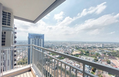 Kesawan Apartment | Serene And Comfort Living 3Br At Podomoro City Deli Medan Apartment