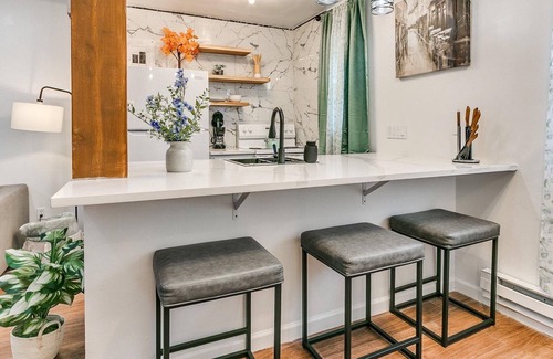 Asian District Apartment | Serene appartment just a minute to bars and restaurants
