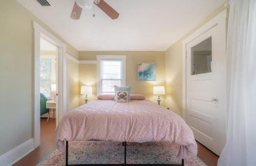 Seminole Heights House | Serene Beachy Bungalow with Large Screened Porch!