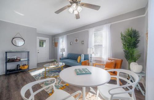 Seminole Heights House | Serene Beachy Bungalow with Large Screened Porch!