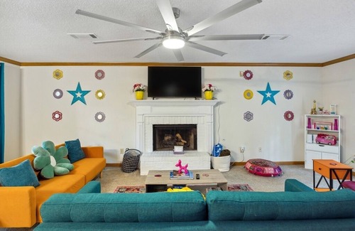 Jonesboro House | Serene Bohemian Haven