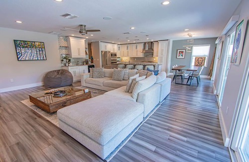 Nokomis House | Serene Coastal Stay – Resort Style Home on Casey Key