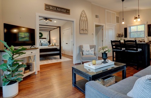 Wilmore Apartment | Serene comfort