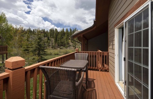 Breckenridge Condo | Serene Condo in Heart of Summit County