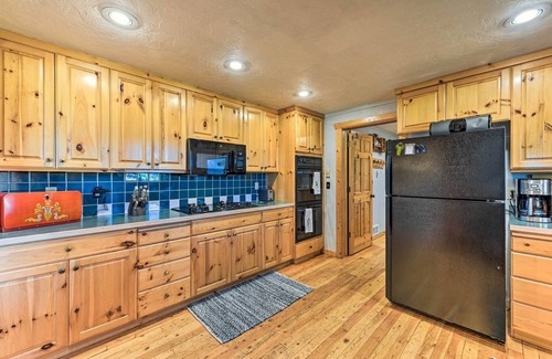 Driggs Cabin | Serene Driggs Cabin ~ 10 Mi to Grand Targhee!