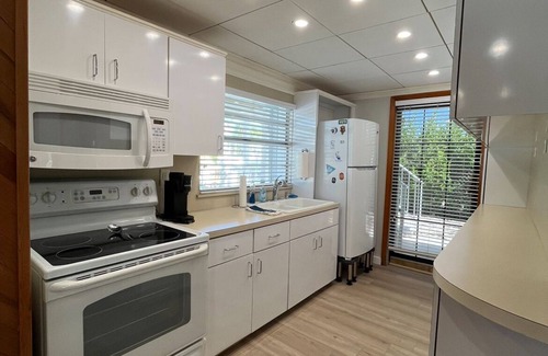 Twin Lakes House | Serene & expansive waterfront property located in Key Largo Florida.