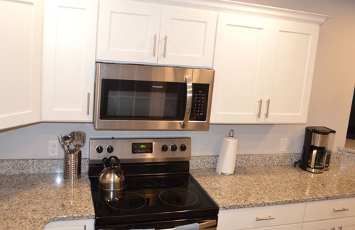 Allen House | Serene home in natural location and mins from MD beach!