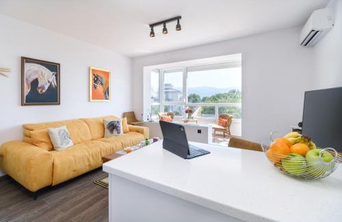 Plovdiv Apartment | Serene Luxe Oasis Retreat on the Outskirts