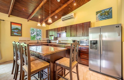 Tamarindo House | Serene Mar Azul Zen Villa w/Pool & Yoga Platform